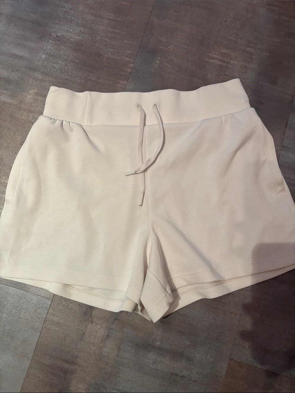 FLX Women's medium Cream Athletic Drawstring Shorts